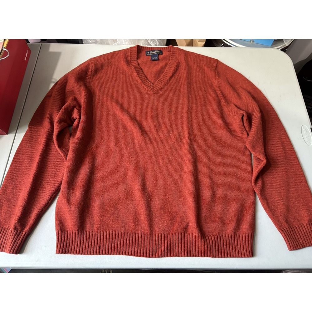 Brooks Brothers Extra Fine Italian Lambswool V-Neck Sweater L Rust Orange